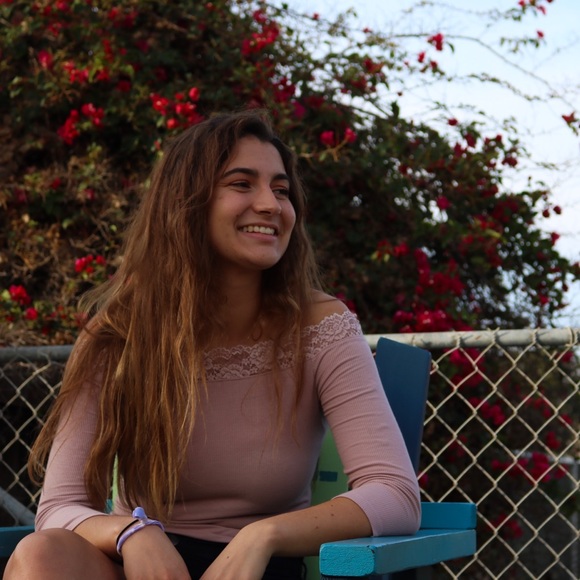 Meet the Posher Other - Meet your Posher, Juliet